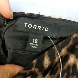 torrid Skirts - TORRID SIZE 18 LEOPARD PRINT HI LOW SKIRT torrid Skirts - TORRID SIZE 18 LEOPARD PRINT HI LOW SKIRT
